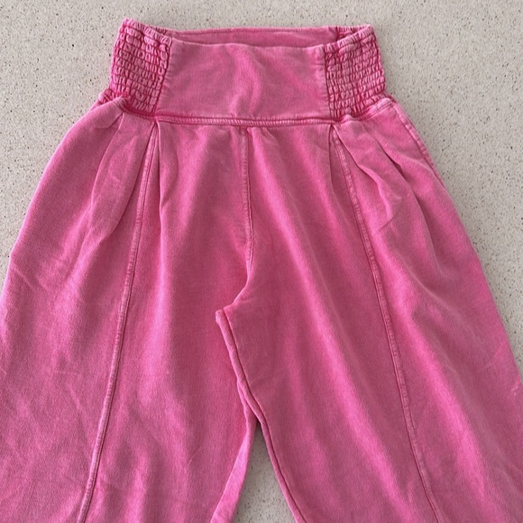 FREE PEOPLE 💕 High Waist Pink Cotton Jogger Beach Pants with Ankle Ties Women XS - Picture 3 of 15